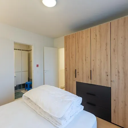 Light-filled Flat Near Beach, Cleaning Included
