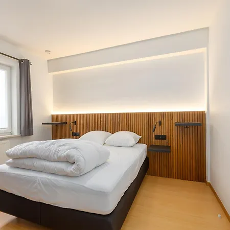 Light-filled Flat Near Beach, Cleaning Included Middelkerke