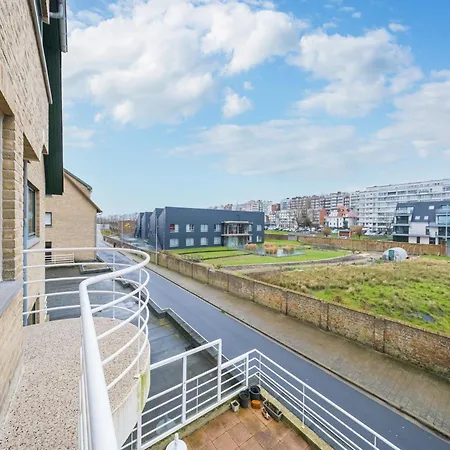 Apartment Light-filled Flat Near Beach, Cleaning Included Middelkerke